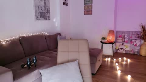 Snapshot of magnetic_ami chatting on February 6, 2026, 9:34 am Ami online show from February 6, 2026, 9:34 am