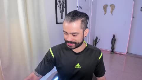     online show from February 14, 2025, 10:36 pm