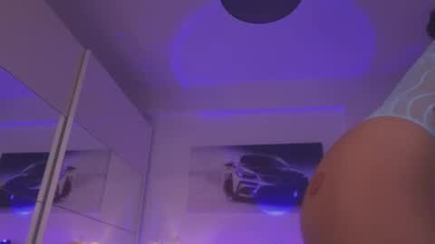 magyc_bri online show from October 18, 2025, 3:13 pm