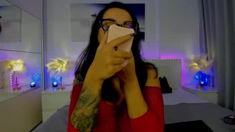 magyc_bri online show from November 9, 2025, 3:54 pm