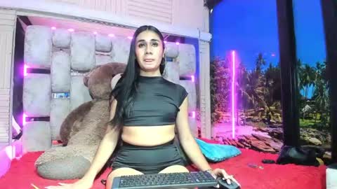 mahiara hot online show from July 3, 2026, 1:28 pm