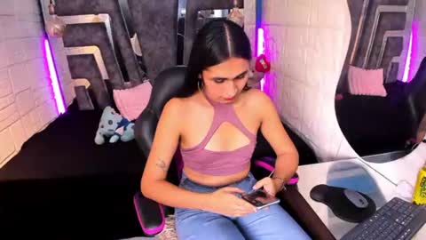 mahiara hot online show from July 28, 2026, 3:21 pm
