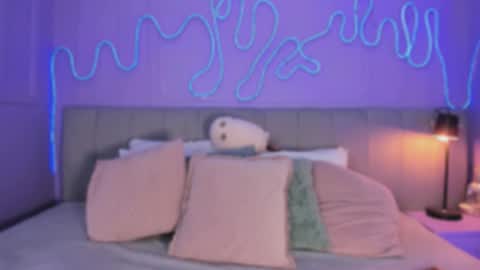 Mai online show from October 20, 2025, 7:47 pm