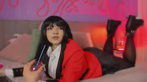 Mai online show from October 31, 2025, 8:10 pm