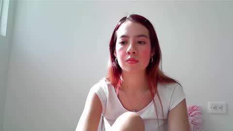 Snapshot of maiarosse_ chatting on January 24, 2025, 2:19 pm MaiaRosse online show from January 24, 2025, 2:19 pm