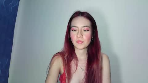 Snapshot of maiarosse_ chatting on September 28, 2025, 3:34 am MaiaRosse online show from September 28, 2025, 3:34 am