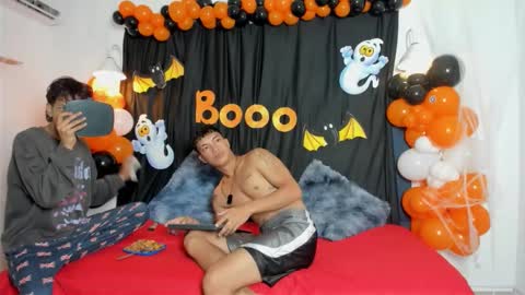 maicol_cum23 online show from October 12, 2025, 5:34 pm