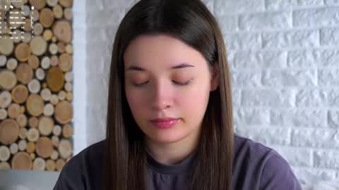 Lucy online show from November 14, 2025, 2:10 am