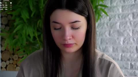 Lucy online show from March 26, 2026, 2:39 am