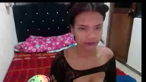 Snapshot of maidy_19 chatting on October 7, 2025, 1:36 am maidy_19 online show from October 7, 2025, 1:36 am