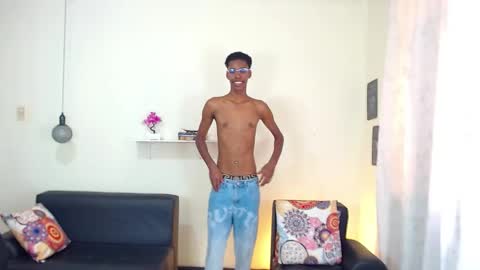 Snapshot of maiki18 chatting on January 30, 2025, 5:39 pm I am Maik online show from January 30, 2025, 5:39 pm