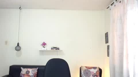 Snapshot of maiki18 chatting on February 1, 2025, 5:05 pm I am Maik online show from February 1, 2025, 5:05 pm