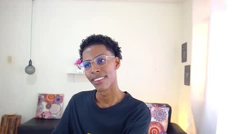 Snapshot of maiki18 chatting on March 7, 2025, 2:23 pm I am Maik online show from March 7, 2025, 2:23 pm