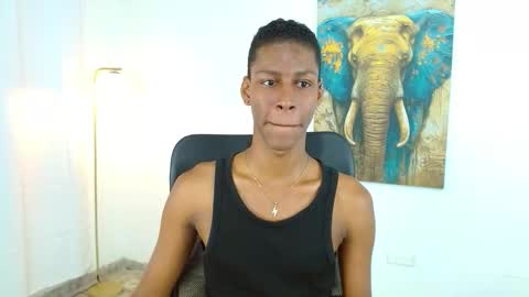 Snapshot of maiki18 chatting on October 17, 2025, 9:06 pm I am Maik online show from October 17, 2025, 9:06 pm