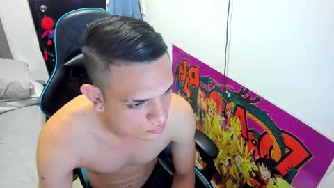 Snapshot of maikibrrr chatting on February 15, 2025, 7:06 pm Mike4k online show from February 15, 2025, 7:06 pm