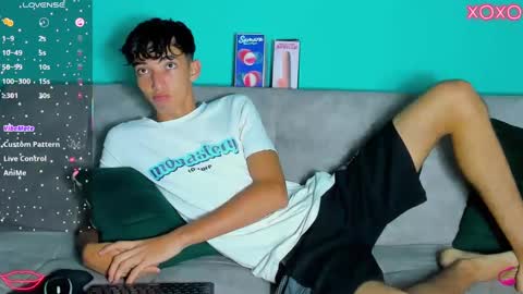 Maikol online show from October 12, 2025, 12:37 pm