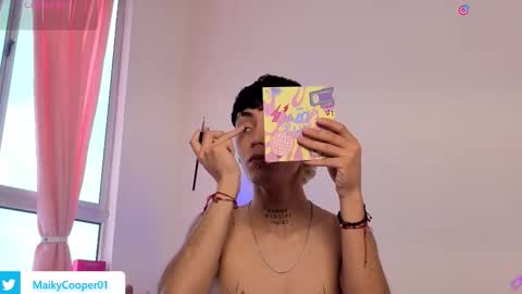 maiky_cooper01 online show from March 26, 2026, 2:00 pm