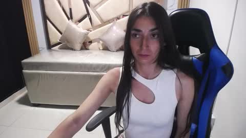 Maily online show from October 27, 2025, 2:59 am