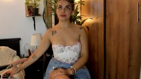Mailyn Foxx online show from June 21, 2026, 1:08 am