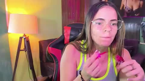 Snapshot of maira_tf chatting on September 11, 2025, 4:01 am MAIRA online show from September 11, 2025, 4:01 am