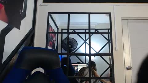 Snapshot of maira_tf chatting on October 2, 2025, 3:02 am MAIRA online show from October 2, 2025, 3:02 am