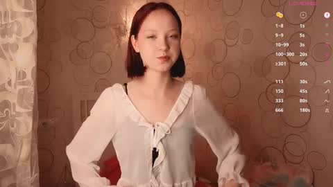 Snapshot of maisiemiller chatting on October 21, 2025, 7:03 pm Maisie online show from October 21, 2025, 7:03 pm