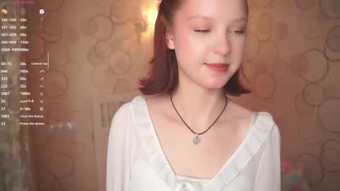 Snapshot of maisiemiller chatting on November 24, 2025, 2:06 pm Maisie online show from November 24, 2025, 2:06 pm
