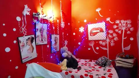 Maite online show from October 31, 2025, 11:22 am