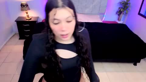 MAITE STONE1 online show from October 19, 2025, 3:18 am