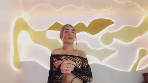 maitecandyxx online show from June 6, 2026, 4:06 am