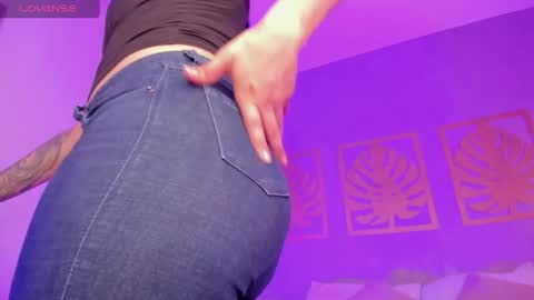 MAJO ROSE  online show from May 12, 2026, 7:11 pm