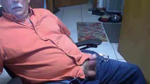 majormike34 online show from May 15, 2026, 12:23 pm