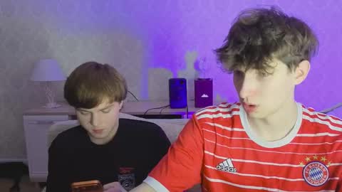 Snapshot of mak1raher chatting on March 21, 2026, 8:12 pm mak1raher online show from March 21, 2026, 8:12 pm