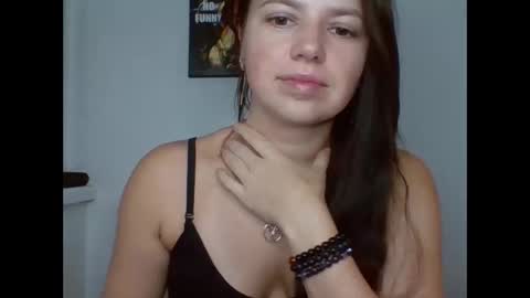 Snapshot of make_mesmile chatting on October 21, 2025, 6:19 pm make_mesmile online show from October 21, 2025, 6:19 pm