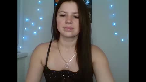 make_mesmile online show from January 5, 2026, 6:33 pm