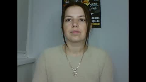 make_mesmile online show from April 19, 2026, 6:10 pm