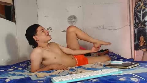 Snapshot of makell_bundchen chatting on May 20, 2026, 2:23 pm makell_bundchen online show from May 20, 2026, 2:23 pm