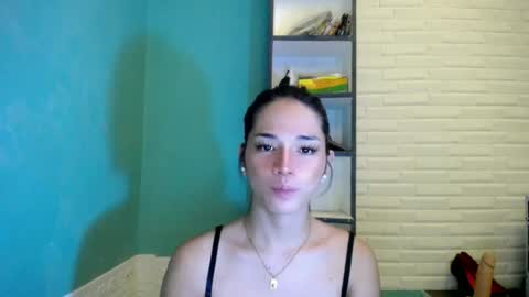 makememoan4uxoxo online show from July 5, 2026, 12:39 am