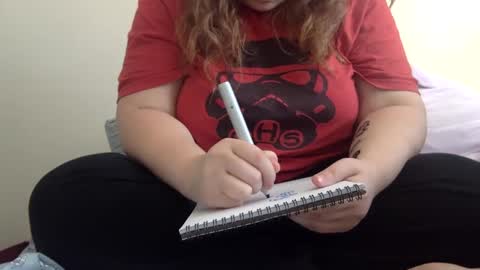 Snapshot of makemesquirt06 chatting on September 15, 2025, 6:19 pm makemesquirt06 online show from September 15, 2025, 6:19 pm