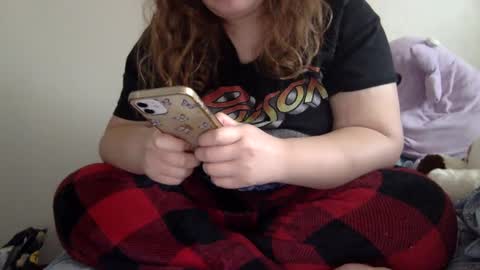 Snapshot of makemesquirt06 chatting on September 21, 2025, 6:42 pm makemesquirt06 online show from September 21, 2025, 6:42 pm
