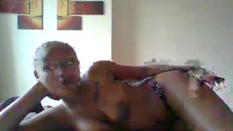 Eva online show from May 3, 2026, 8:42 am
