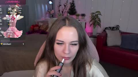 Snapshot of makima_lee chatting on December 24, 2024, 1:39 pm Makima online show from December 24, 2024, 1:39 pm