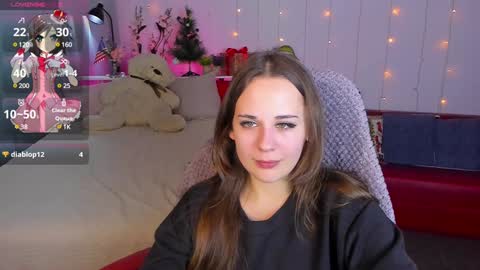 Snapshot of makima_lee chatting on January 16, 2025, 5:32 am Makima online show from January 16, 2025, 5:32 am