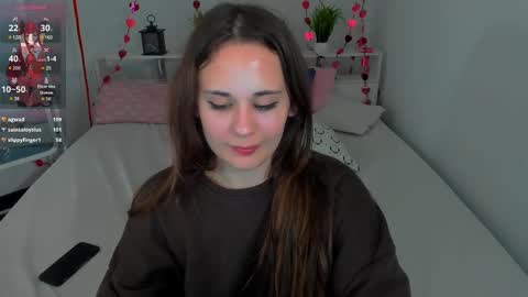 Snapshot of makima_lee chatting on March 9, 2025, 11:58 am Makima online show from March 9, 2025, 11:58 am