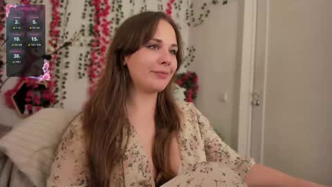 Snapshot of makima_lee chatting on October 12, 2025, 8:30 pm Makima online show from October 12, 2025, 8:30 pm