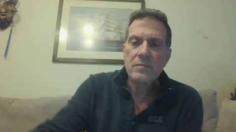 Snapshot of makis8989 chatting on December 14, 2024, 3:04 pm makis8989 online show from December 14, 2024, 3:04 pm