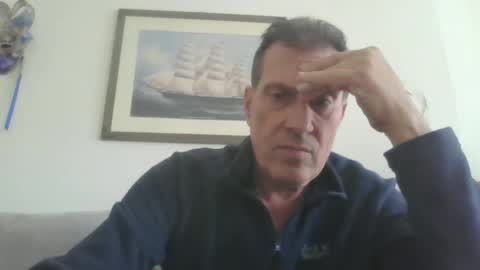 Snapshot of makis8989 chatting on December 15, 2024, 8:52 am makis8989 online show from December 15, 2024, 8:52 am