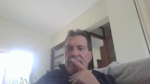 Snapshot of makis8989 chatting on December 24, 2024, 8:00 am makis8989 online show from December 24, 2024, 8:00 am
