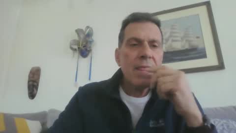 Snapshot of makis8989 chatting on February 2, 2025, 8:24 am makis8989 online show from February 2, 2025, 8:24 am
