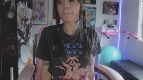 MakiyahBelle online show from January 19, 2026, 7:34 am